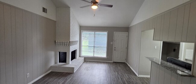 Photo - 11122 Thackery Ln