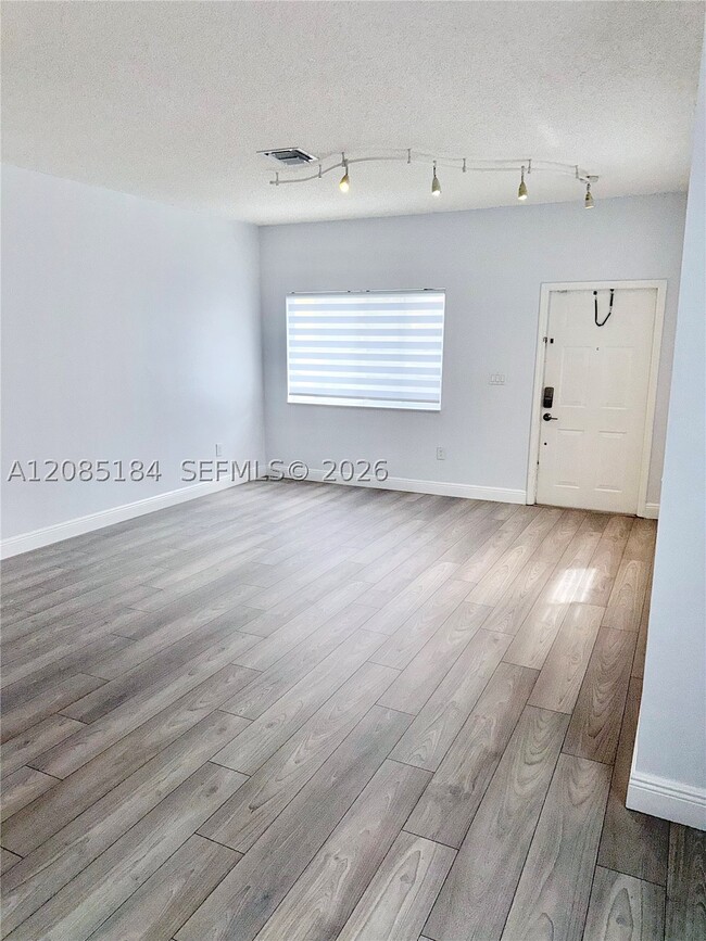 Photo - 1704 SW 101st Terrace