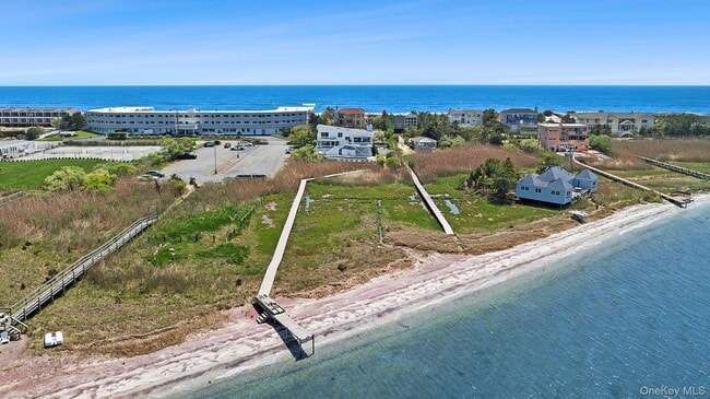 Photo - 588 Dune Rd