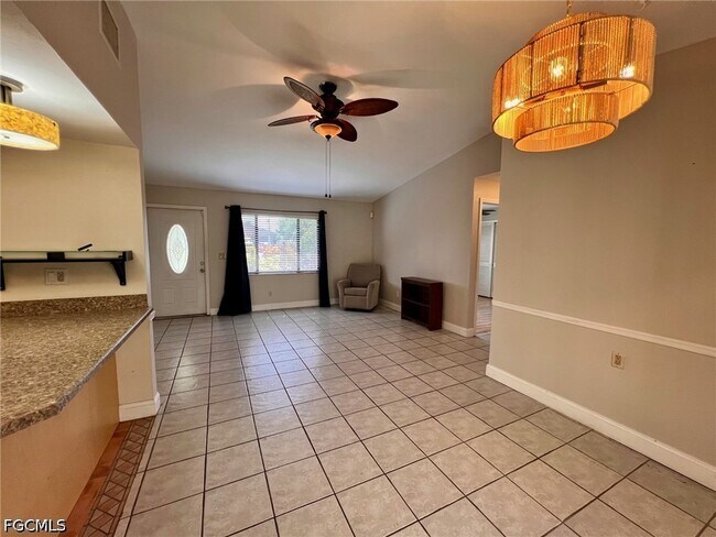 Photo - 4116 SW 9th Pl