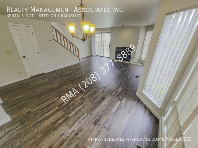 1951 S Wood Duck Ln