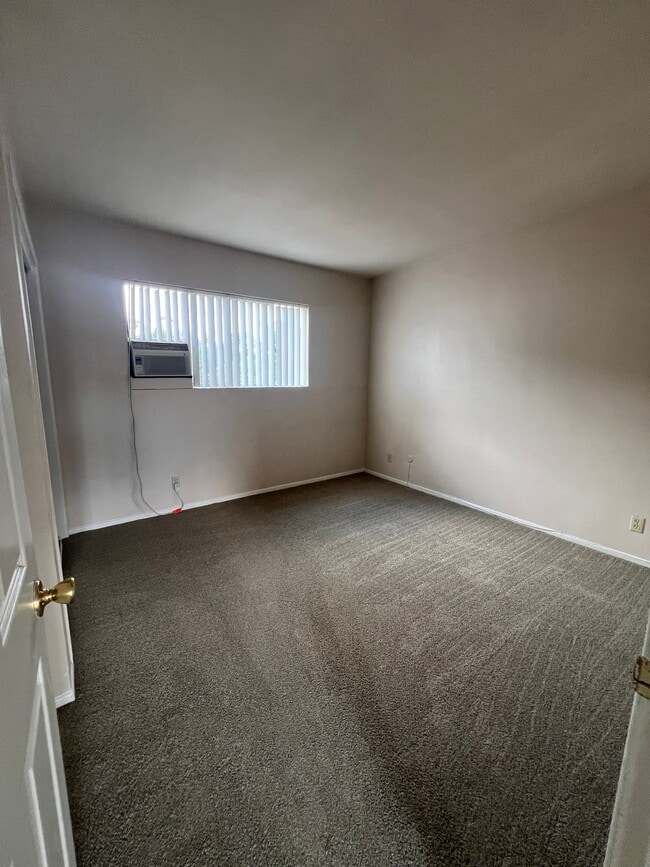 Photo - 5822 Kingman Ave Unidad H