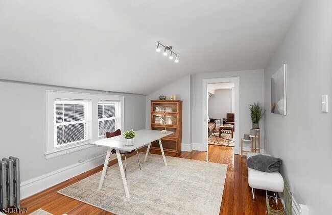 Photo - 35 Hazelwood Rd