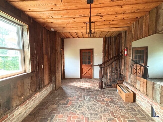Building Photo - Scuffletown Unit D Rental