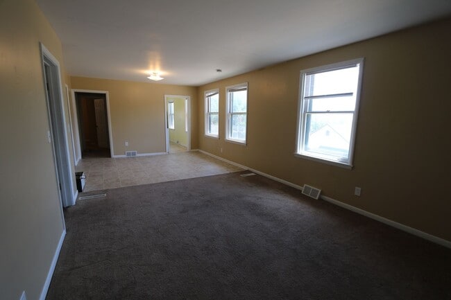 Photo - 902 N 4th St Unit 902 N 4th St