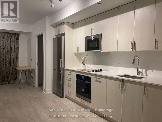 Photo - 2515 Simcoe St N Unité 2515