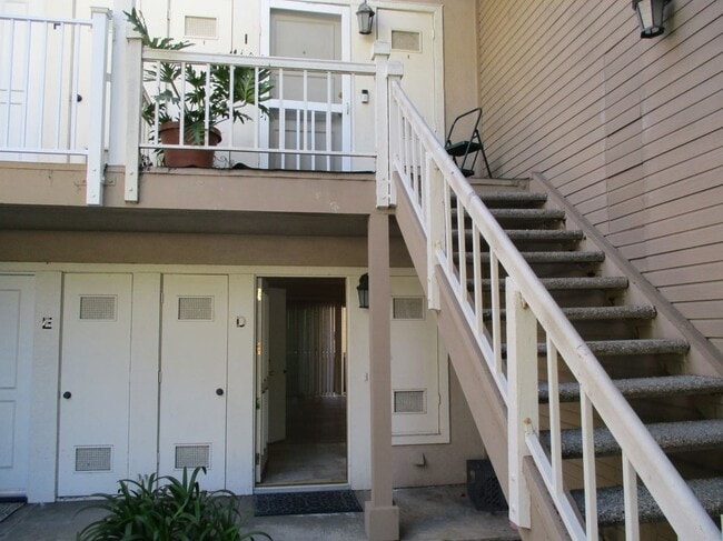 Building Photo - 3802 Dunford Ln