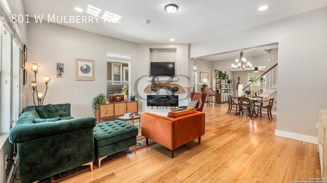 Photo - 801 W Mulberry Ave