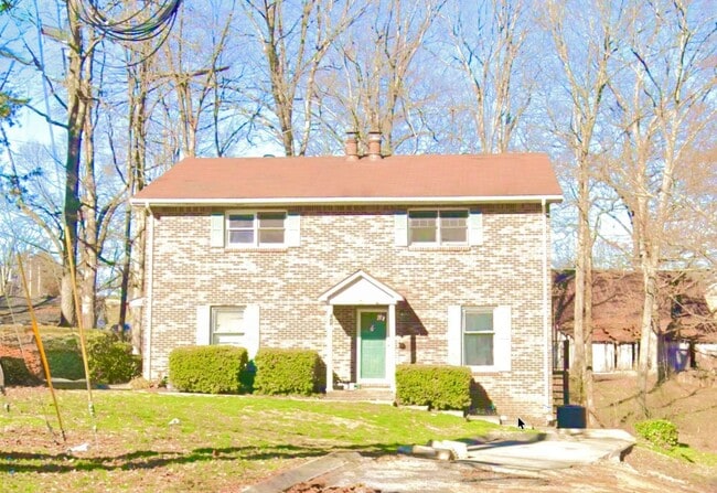 Building Photo - 328 Oriole Dr