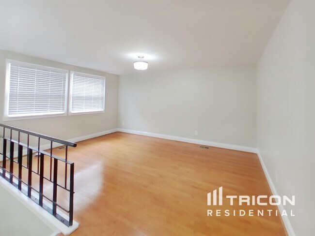 Photo - 9851 Branchleigh Rd