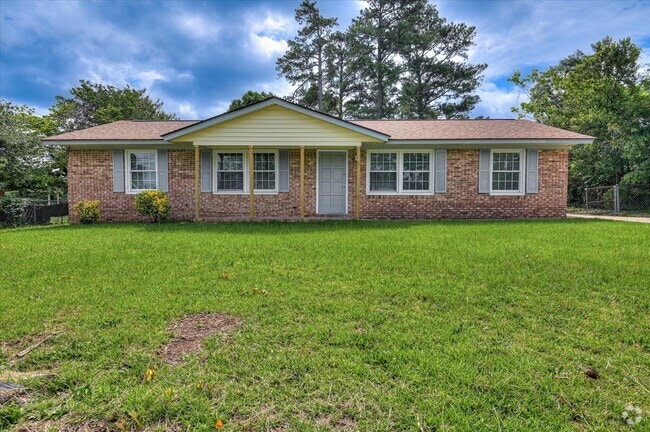 Building Photo - 404 Windridge Dr Rental