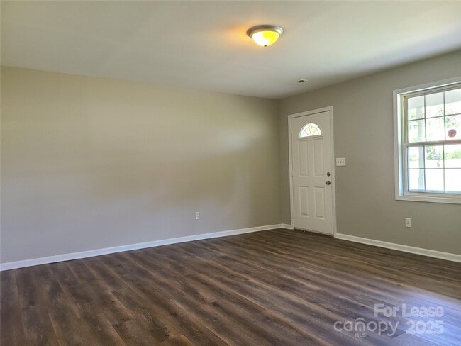 Photo - 8149 Westbourne Dr