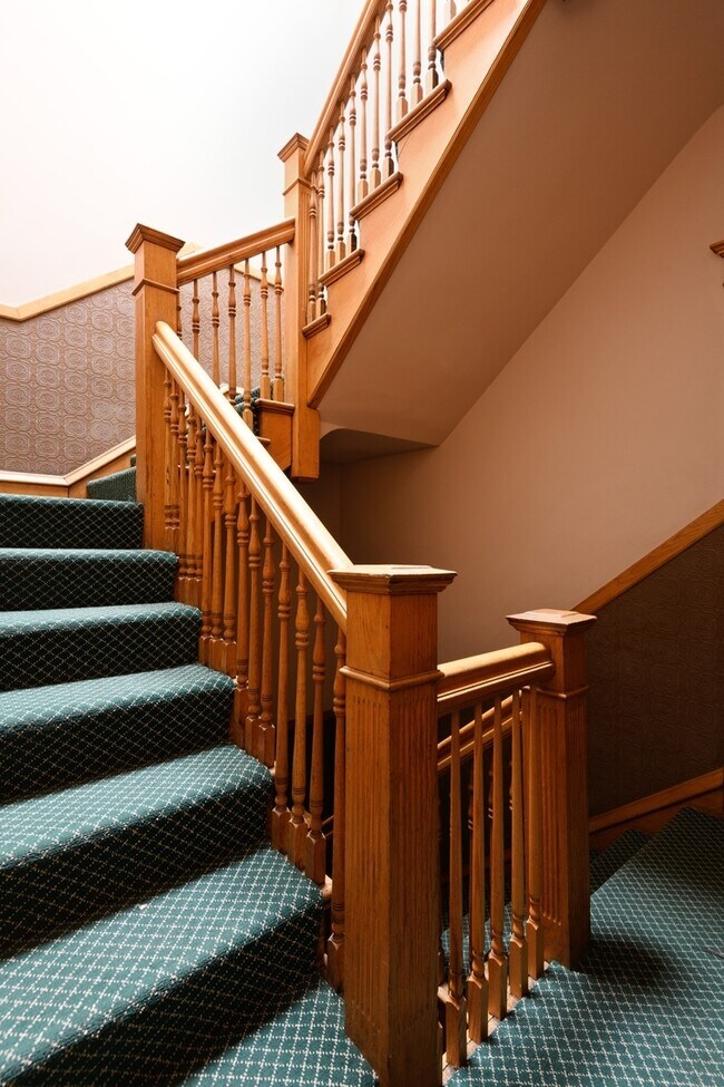 Photo - 833 W Wellington Ave Unit 3W