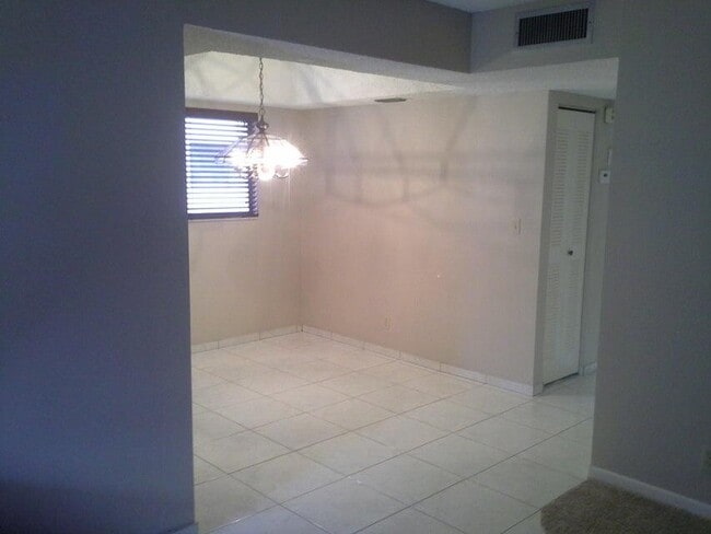 Photo - 15108 Ashland Dr Unidad 195