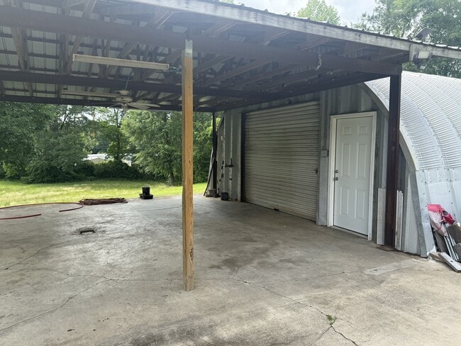 Photo - 3006 Valley Rd