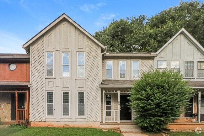 Building Photo - 789 Heritage Oaks Dr Rental