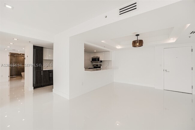 Photo - 650 West Dr Unit 3008