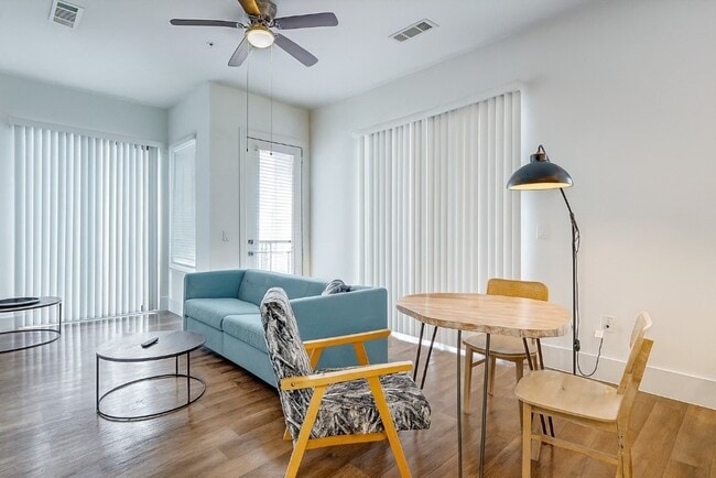 Photo - 1508 Blodgett St Unit 309