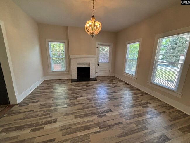 Photo - 161 Columbia Ave