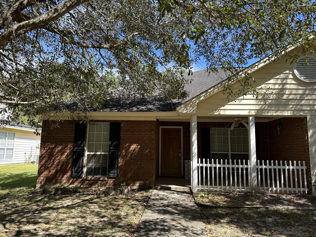Photo - 106 Trellis Way House