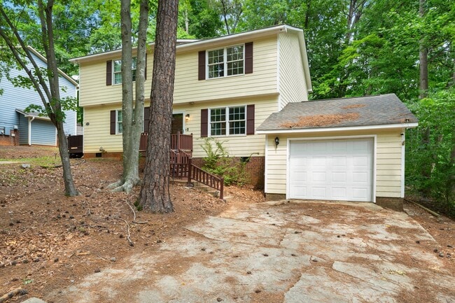 Photo - 2be / 1.5ba Duplex Unit B - Great Convenient Location