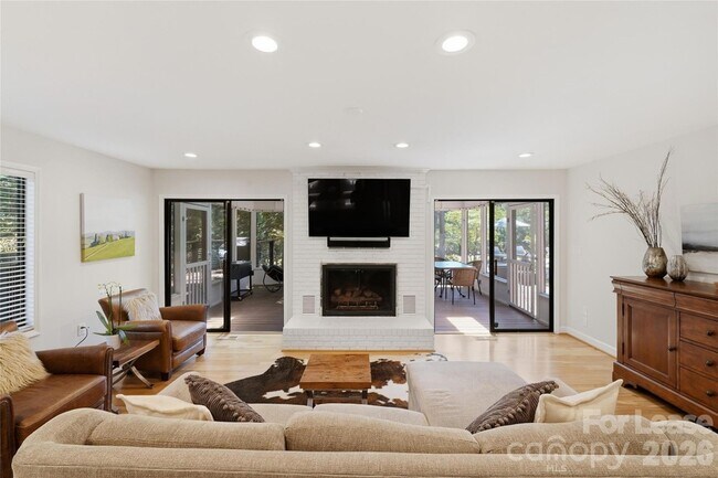 Photo - 3617 Smokerise Hill Dr