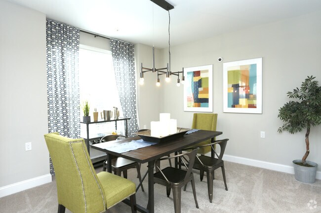 Three Bedroom (Sycamore I) - Dining Room