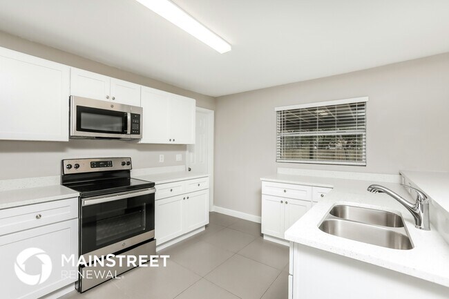 Photo - 7733 Range Dr