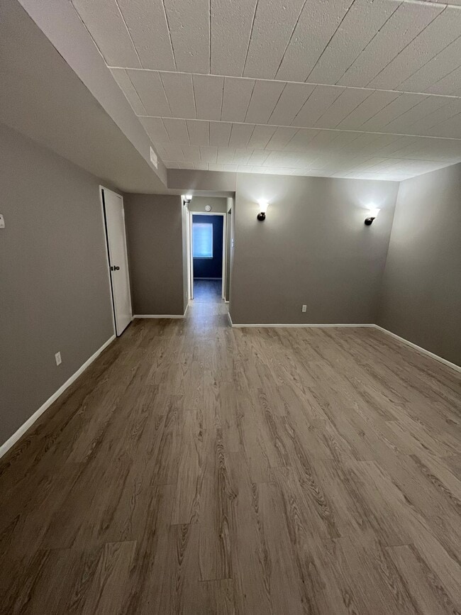 Photo - Brinton Manor