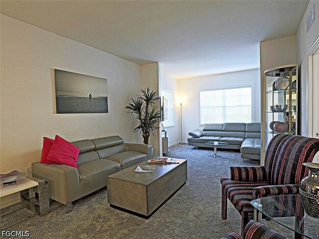 Photo - 15645 Ocean Walk Circle Unidad 116