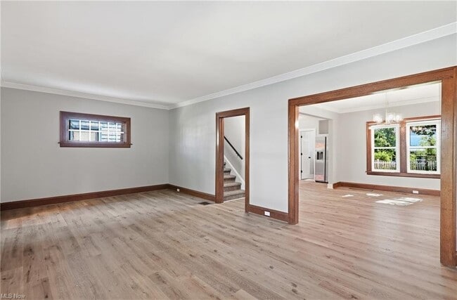 Photo - 1539 Elbur Ave