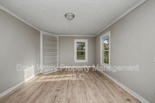 301 N 7th Ave