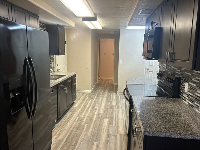 Photo - Long term 3 bedroom home in sun lakes