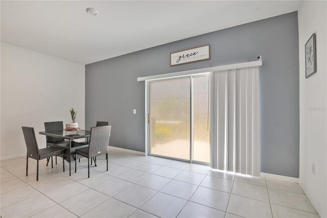 Photo - 2986 Canary Ave