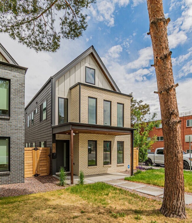 Photo - Luxury 3BD, 2.5BA Sloan's Lake Home with T...