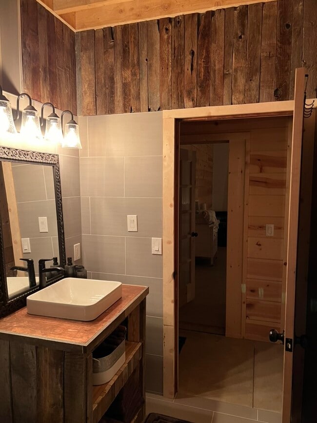 Photo - 71 Mountain Vista