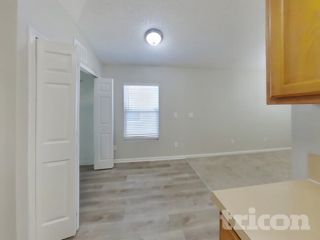 Photo - 9790 Watershed Drive West