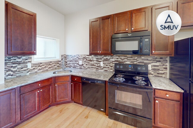 Building Photo - 226 N Carey St Unit #3R Rental