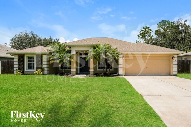Building Photo - 3102 Lucaya Ave