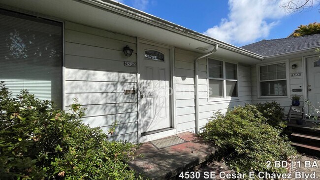 Building Photo - 2024-4530MF Unit 4530 Rental
