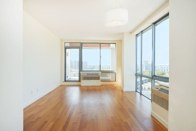 Photo - 1125 Banner avenue