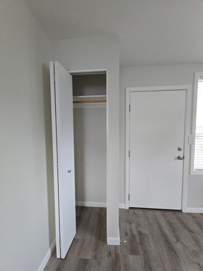 Photo - 3220 SE Rockwood St Unit 3220