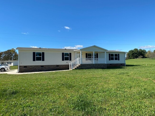 Building Photo - RANCH HOME