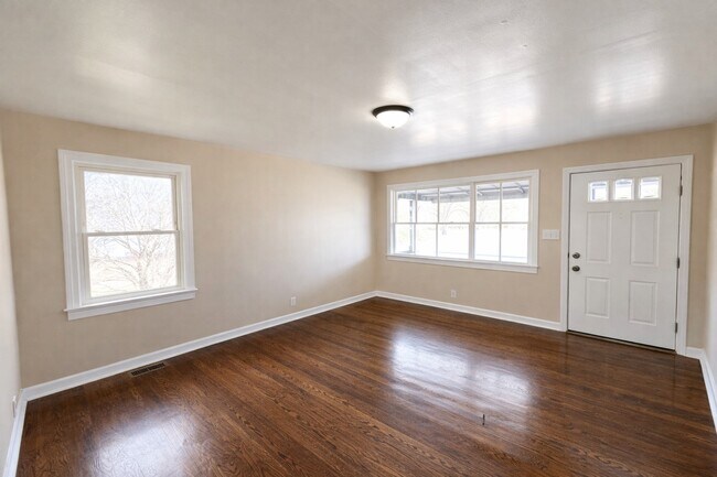 Photo - 1214 Gordon St