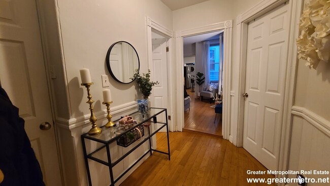 Photo - 764 E 8th St Unit 1