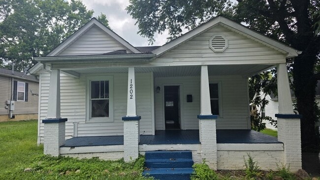 Building Photo - Renovated Cottage for Rent