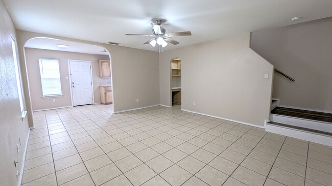 Building Photo - 20551 Alta Vista Ct Unit 20551-A