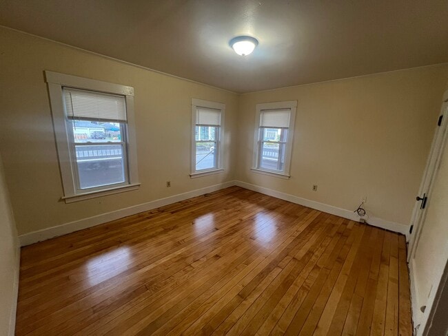 49 Cedar St Unit 1L