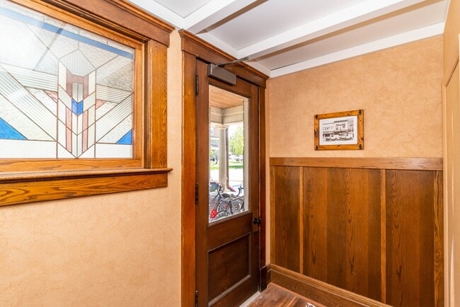 Photo - 404 S 5th Ave Unit 3