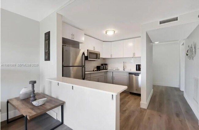 Photo - 3527 NE 168th St Unit 409